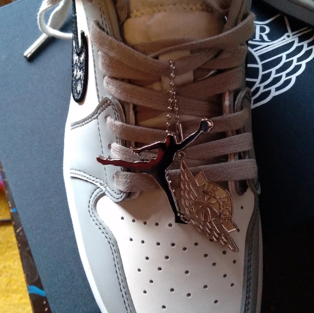 Slightly Worn - Air Dior 1s low-tops